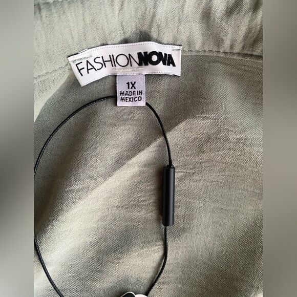 Fashion Nova Casual Brunch Short Shirt Set Light Green Size 1X 2 Pieces NWT - Picture 6 of 15